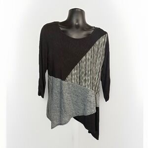 AB Studio Size XL Women Top‎ Geometric Black And Gray Pattern